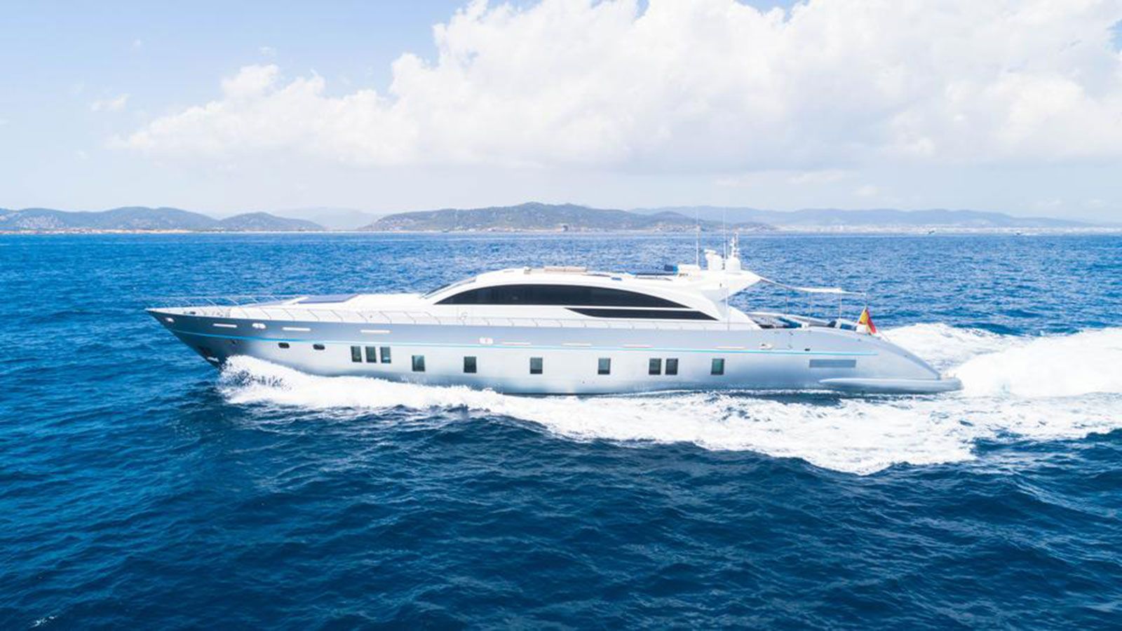 Tecnomar motor yacht Blue Jay for sale